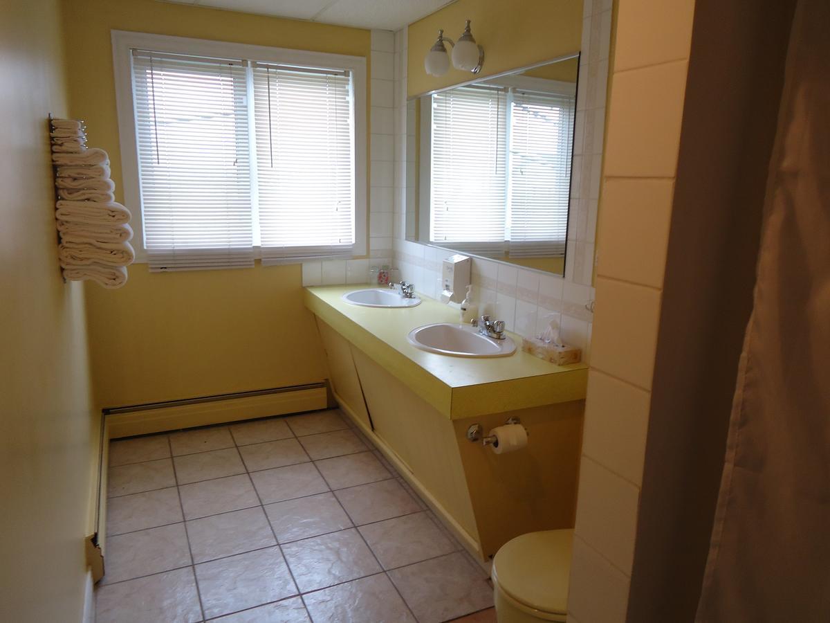 Motel Cote Rivière-du-Loup Eksteriør bilde