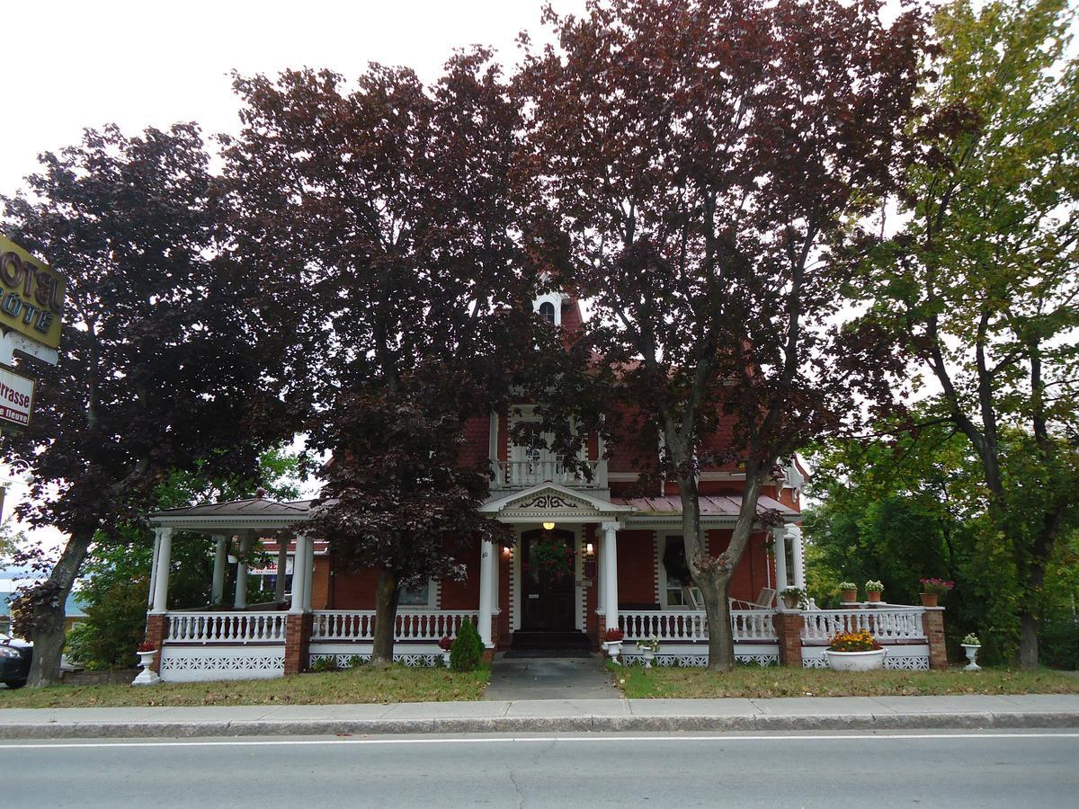 Motel Cote Rivière-du-Loup Eksteriør bilde