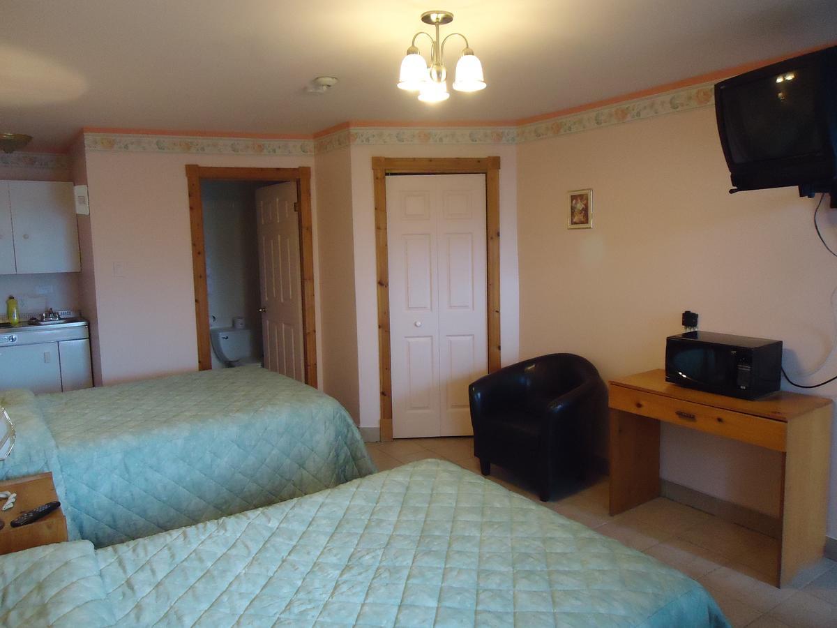 Motel Cote Rivière-du-Loup Eksteriør bilde
