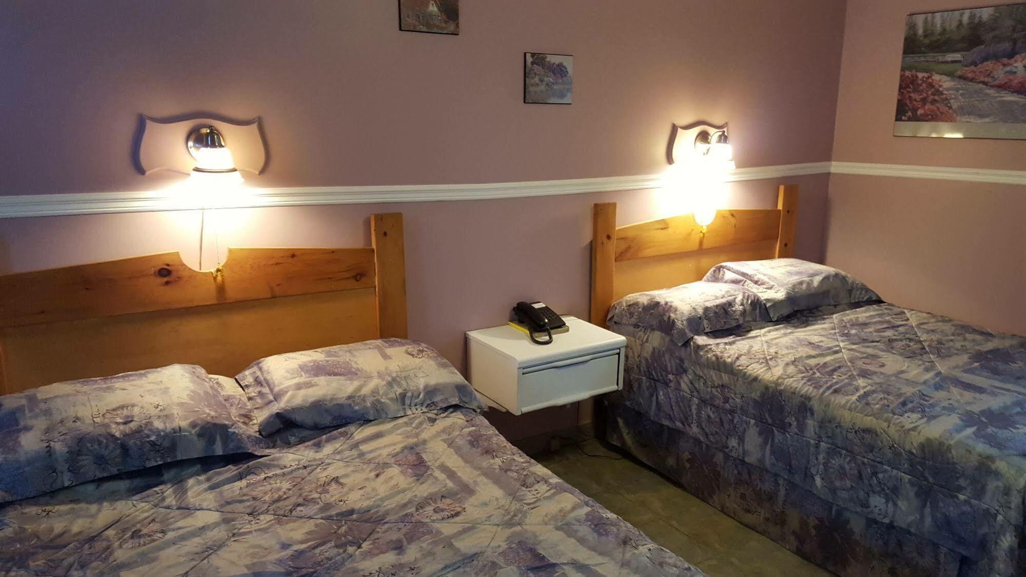 Motel Cote Rivière-du-Loup Eksteriør bilde
